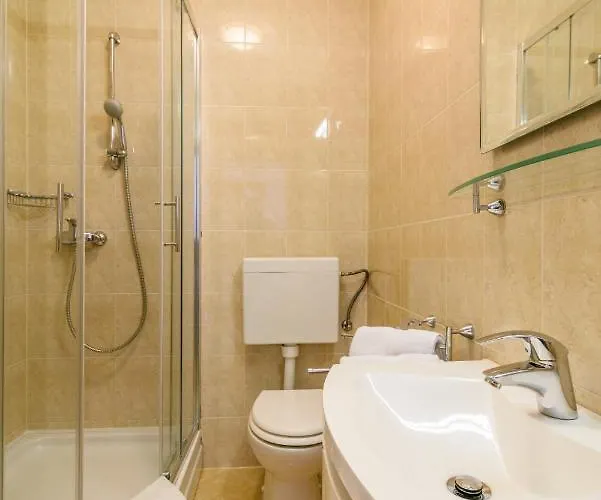 Apartament Family-friendly With Swimming Pool - 16509 *