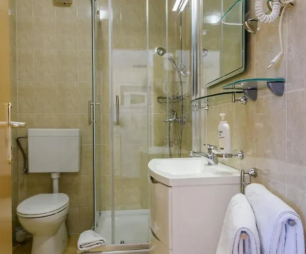 Family-friendly With Swimming Pool - 16509