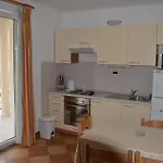 Family-friendly With Swimming Pool - 16509 公寓 *