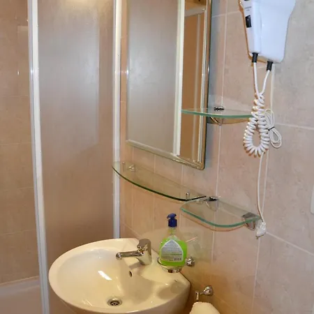 Family-friendly With Swimming Pool - 16509 Apartamento