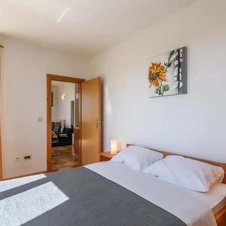 Family-friendly With Swimming Pool - 16509 דירה *