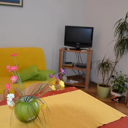 Family-friendly With Swimming Pool - 16509 דירה *