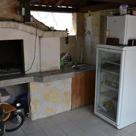 Family-friendly With Swimming Pool - 16509 דירה