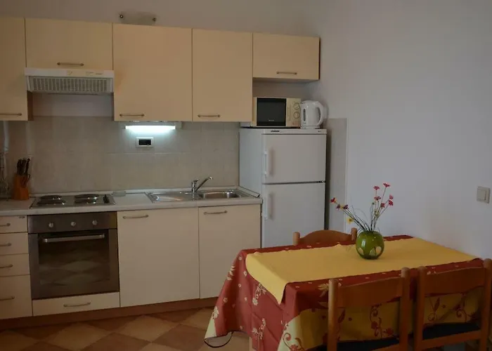 Family-friendly With Swimming Pool - 16509 *